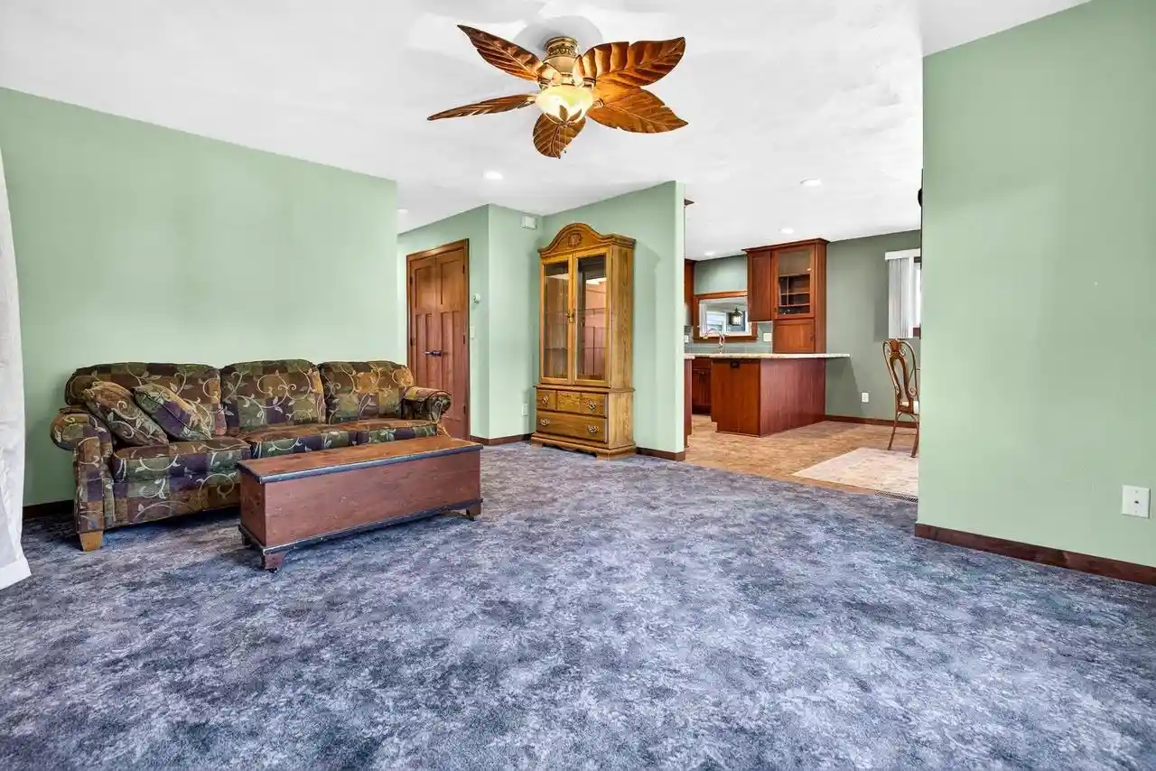 Photo 3 of Single family home for sale at 113 E Cameron St, New London, WI 54961 | MLS# 50333584 | Listing updated on 2026-10-04