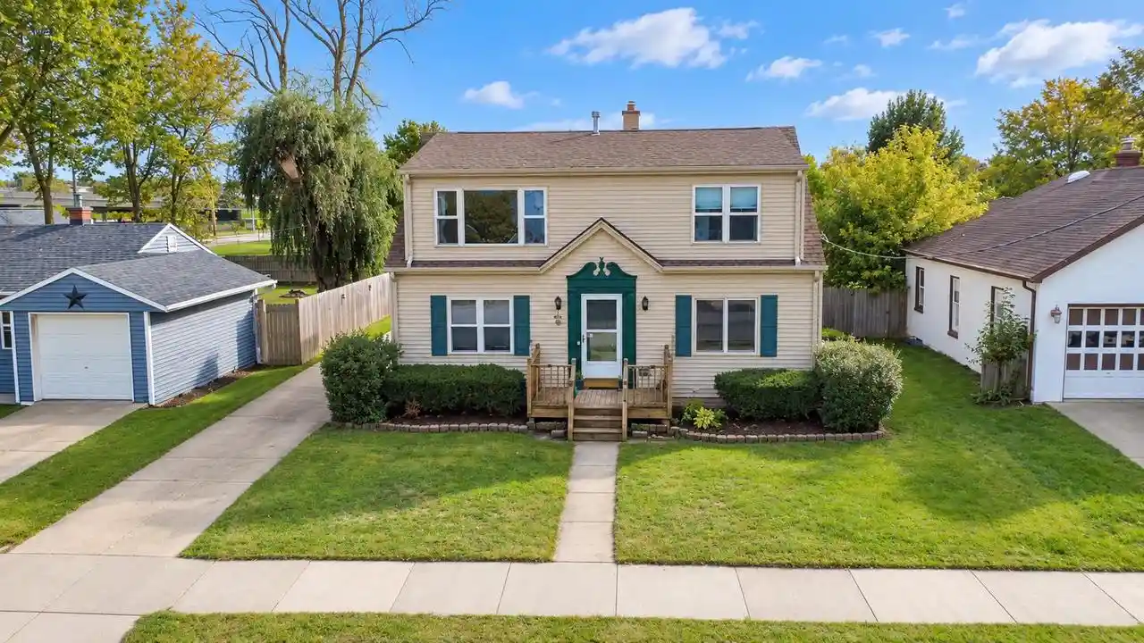 Multi family home for sale at 608 Monroe St, Neenah, WI 54956 | MLS# 50333589