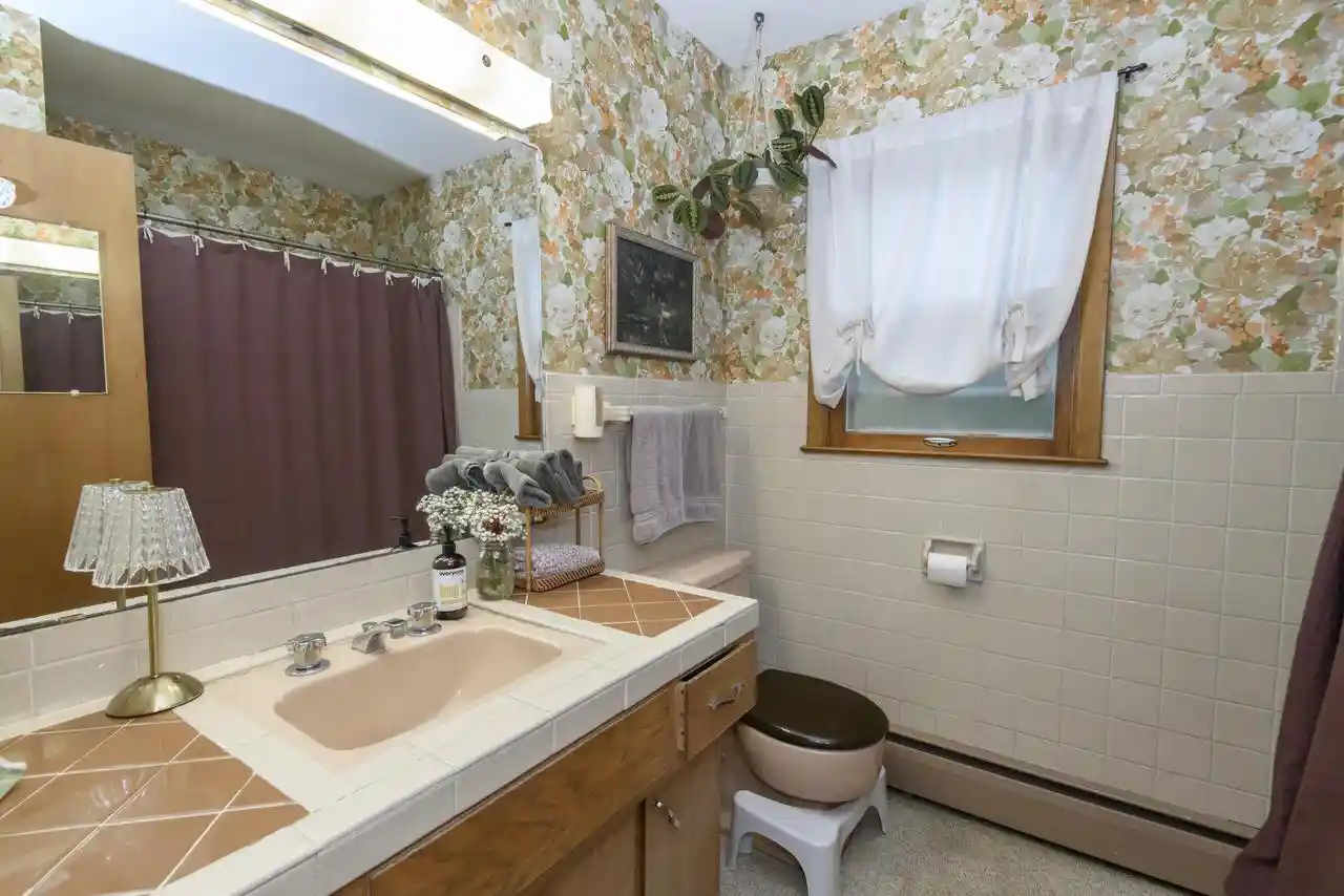 Photo 2 of Single family home for sale at 606 Lee Ct, Waukesha, WI 53186 | MLS# 1982856 | Listing updated on 2026-10-07