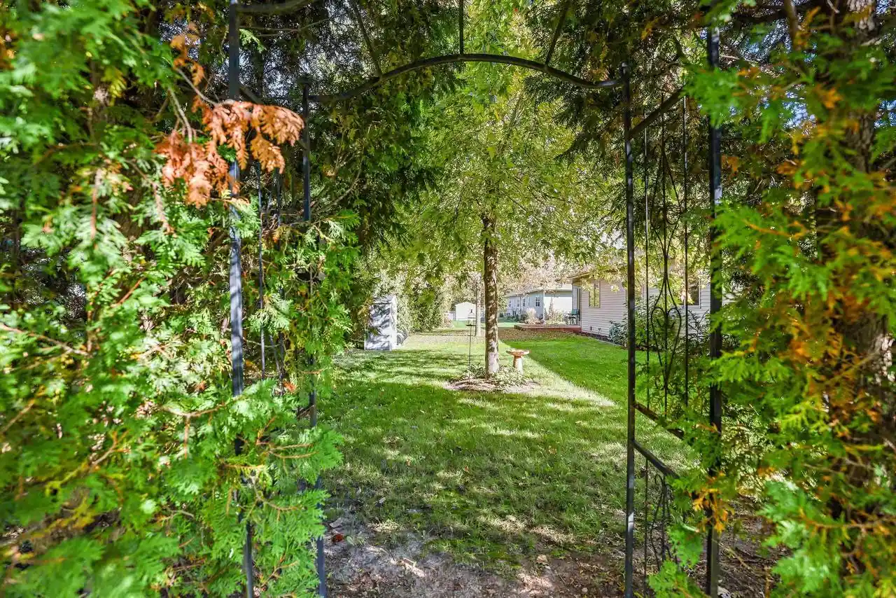 Photo 2 of Single family home for sale at 320 E Evergreen Dr, Kaukauna, WI 54130 | MLS# 50333574 | Listing updated on 2026-10-04