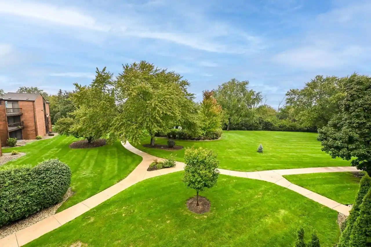 Photo 3 of Condo for sale at 6100 W Stonehedge Dr #347, Milwaukee, WI 53220 | MLS# 1982877 | Listing updated on 2026-10-03