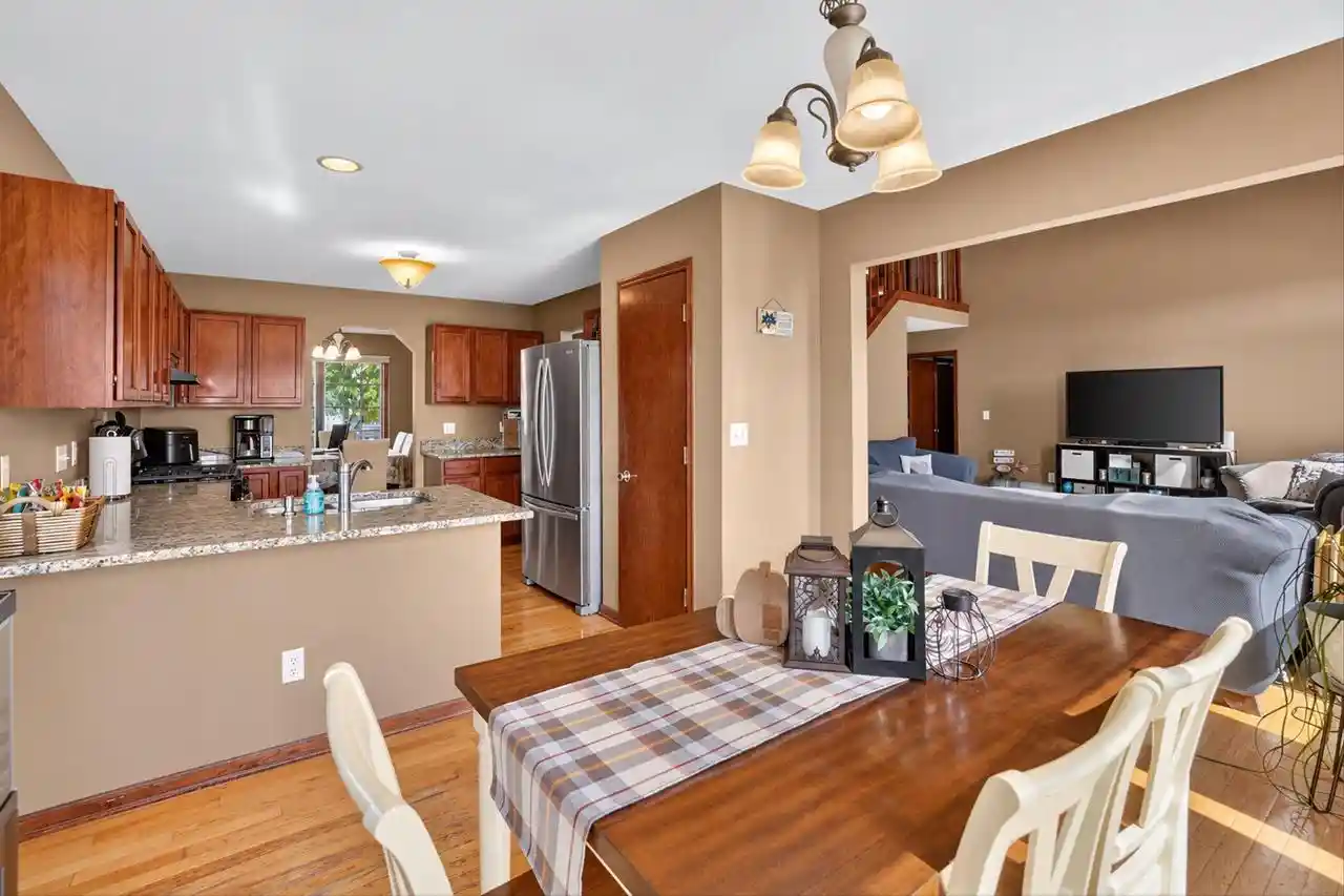 Photo 4 of Single family home for sale at 6935 54th Street, Kenosha, WI 53144 | MLS# 1982880 | Listing updated on 2026-10-06