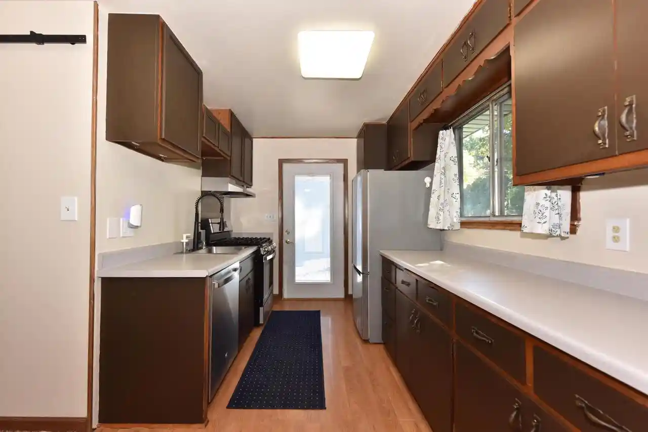 Photo 4 of Single family home for sale at N40w6548 Jackson St, Cedarburg, WI 53012 | MLS# 1982887 | Listing updated on 2026-10-05