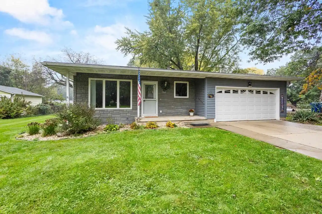 Photo 1 of Single family home for sale at 700 Kenwood Cir, Verona, WI 53593 | MLS# 2033819 | Listing updated on 2026-10-09