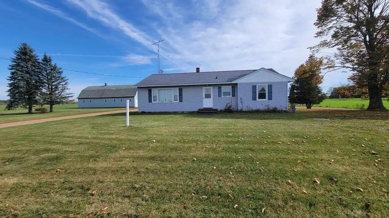 Photo 1 of Single family home for sale at N3521 Ackley Rd, Antigo, WI 54409 | MLS# 22604876 | Listing updated on 2026-10-06