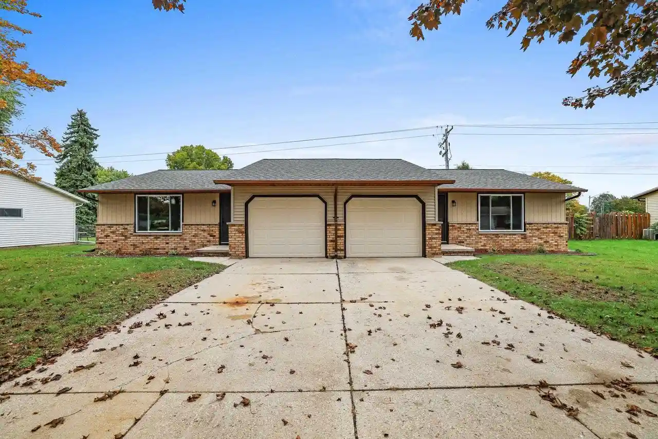 Photo 1 of Multi family home for sale at 1741 Arnold Dr, Green Bay, WI 54304 | MLS# 50333619 | Listing updated on 2026-10-03