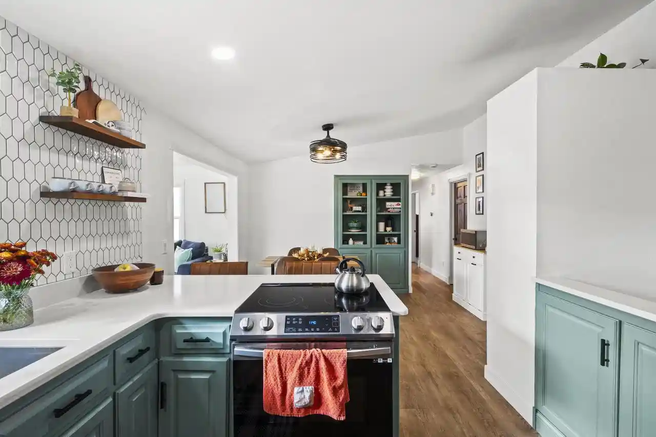 Photo 2 of Single family home for sale at 1371 Cormier Rd, Green Bay, WI 54313 | MLS# 50333567 | Listing updated on 2026-10-08