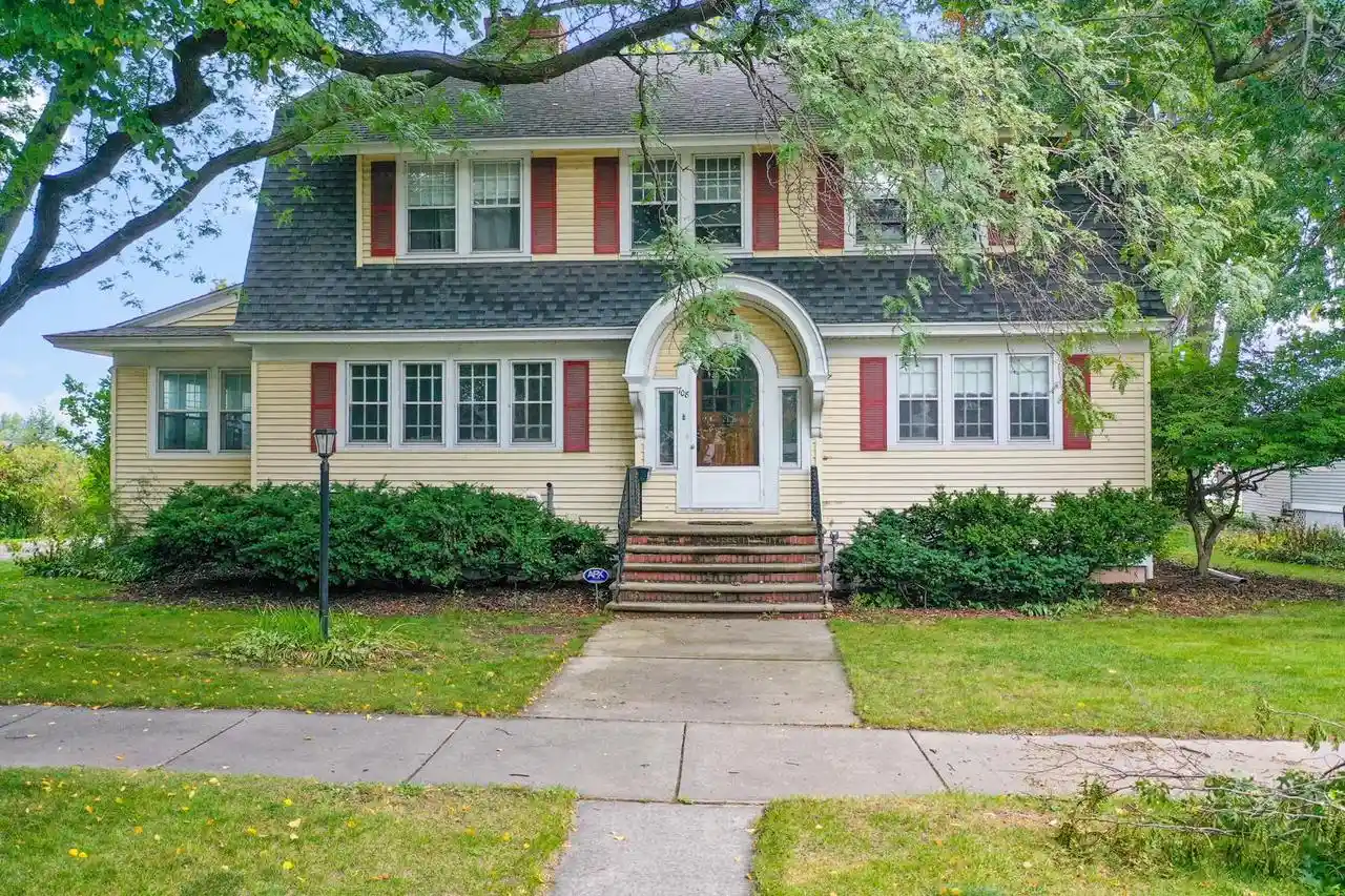 Single family home for sale at 708 Garden St, Green Bay, WI 54303 | MLS# 50333613