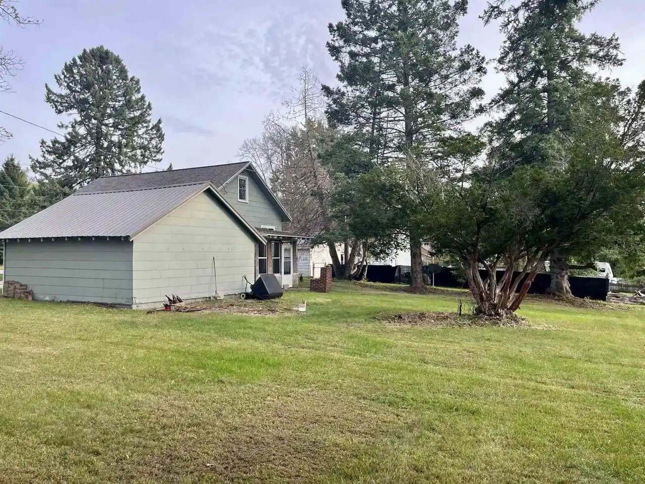 Photo 2 of Single family home for sale at 1115 Division St, Wausaukee, WI 54177 | MLS# 50333596 | Listing updated on 2026-10-01