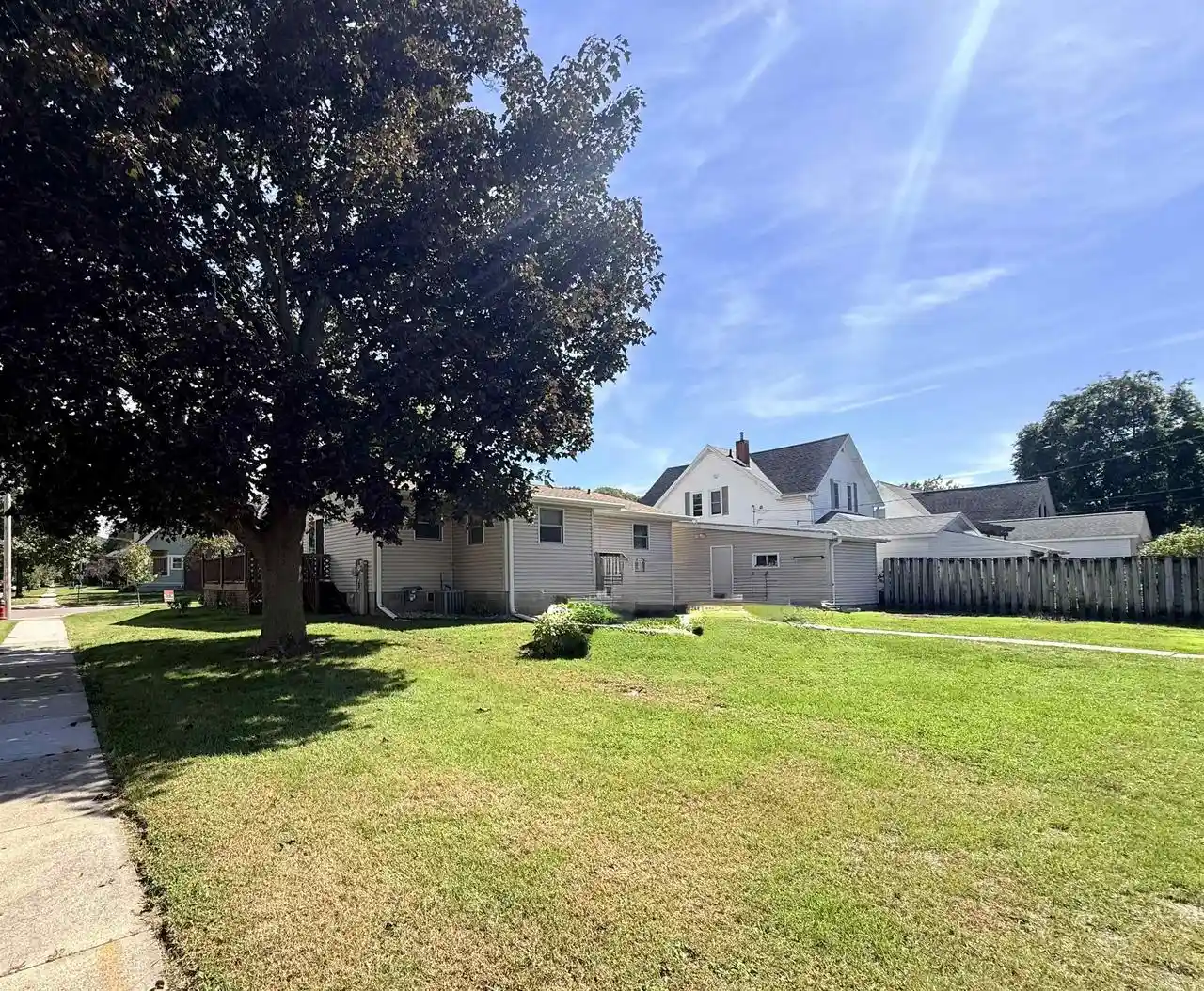 Photo 2 of Single family home for sale at 344 S Park St, Richland Center, WI 53581 | MLS# 2033832 | Listing updated on 2026-10-06