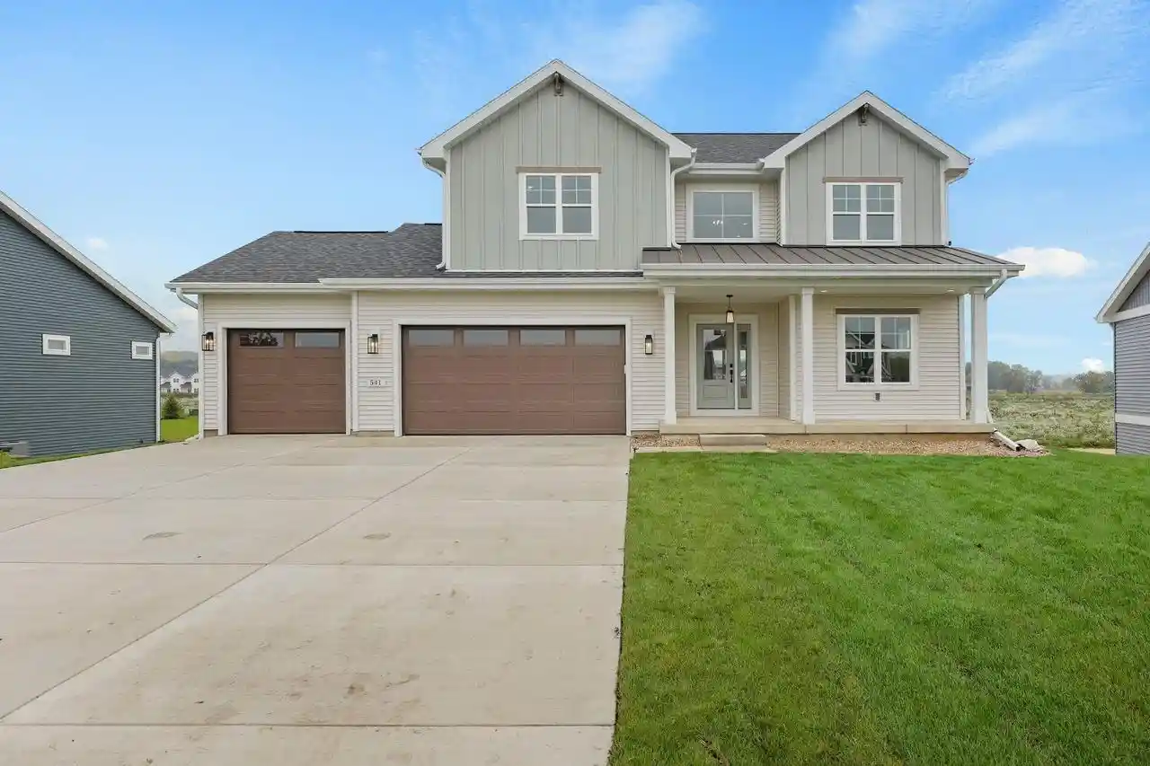 Photo 1 of Single family home for sale at 541 Morning Cvs Cir, Verona, WI 53593 | MLS# 2033836 | Listing updated on 2026-10-12