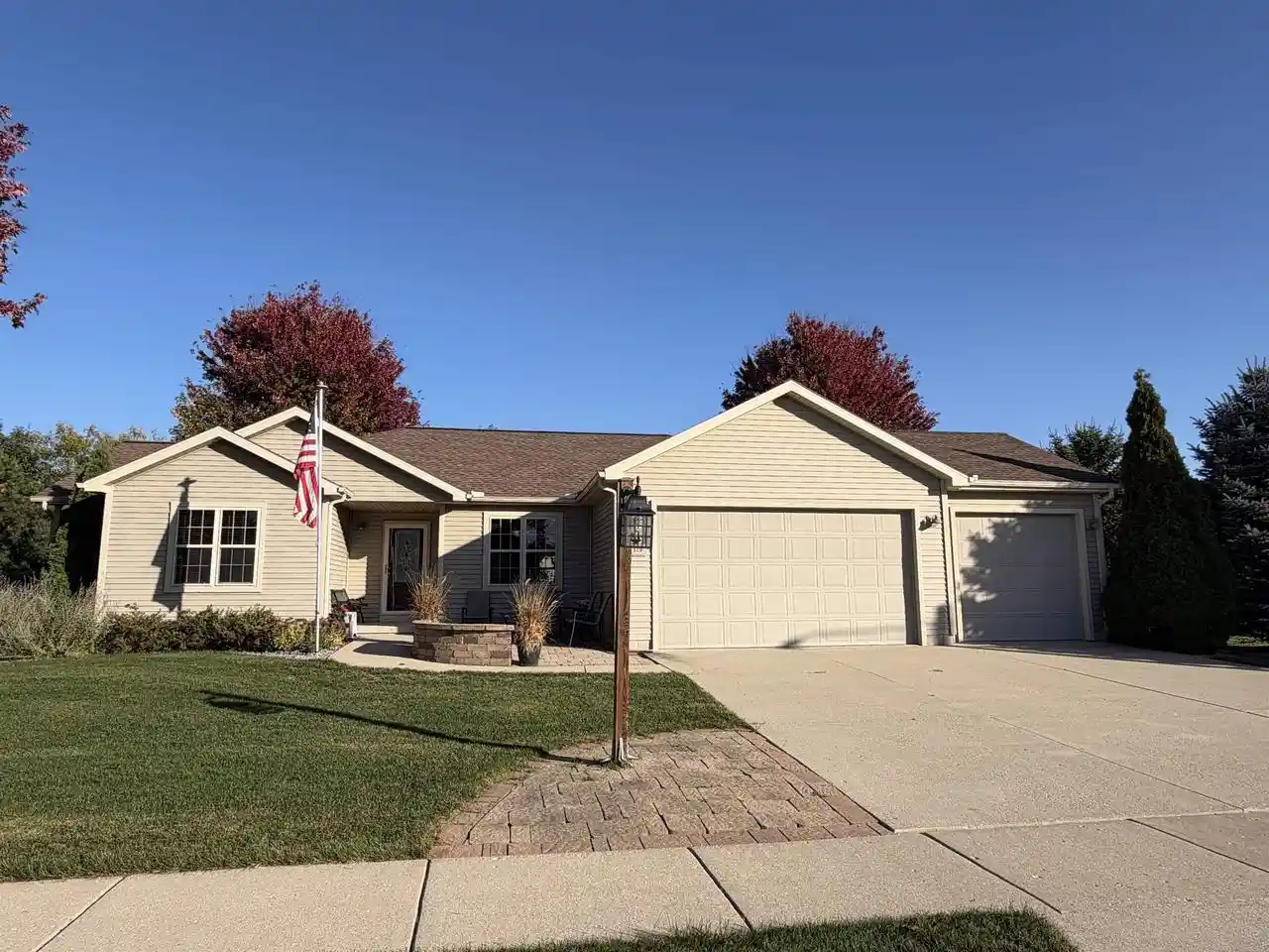 Single family home for sale at 110 Grandview Ct, Columbus, WI 53925 | MLS# 2033837