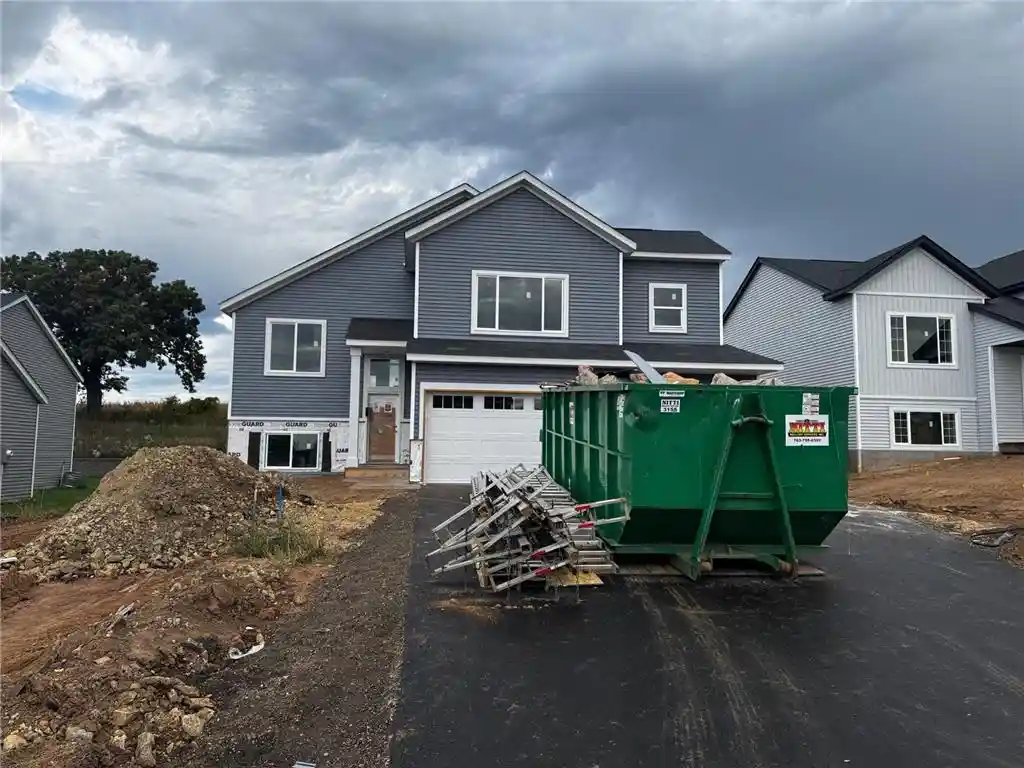 Photo 2 of Single family home for sale at 984 Willow Glen Ave, Somerset, WI 54025 | MLS# 7153688 | Listing updated on 2026-10-07