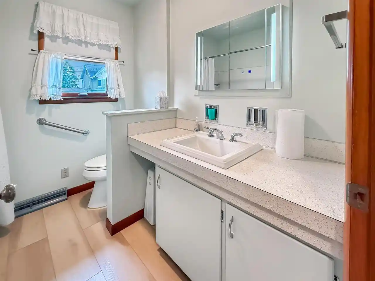 Photo 4 of Single family home for sale at 214 E Bluff St, Cassville, WI 53806 | MLS# 2033845 | Listing updated on 2026-10-03