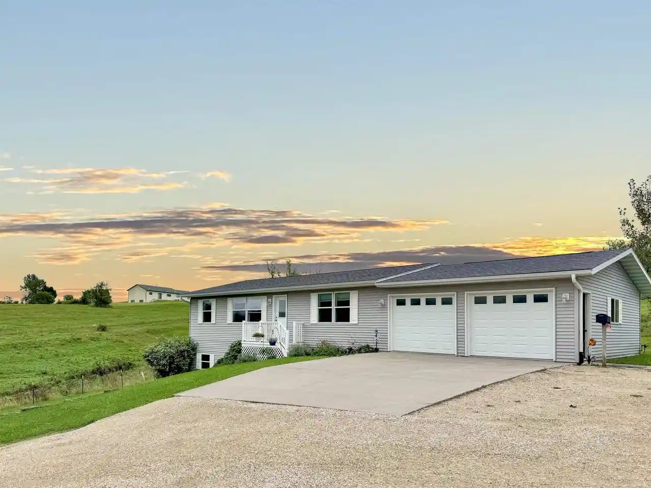 Photo 1 of Sale Pending at 61988 Wildwood Dr, Prairie Du Chien, WI 53821 | MLS# 2033846 | Listing updated on 2026-10-05