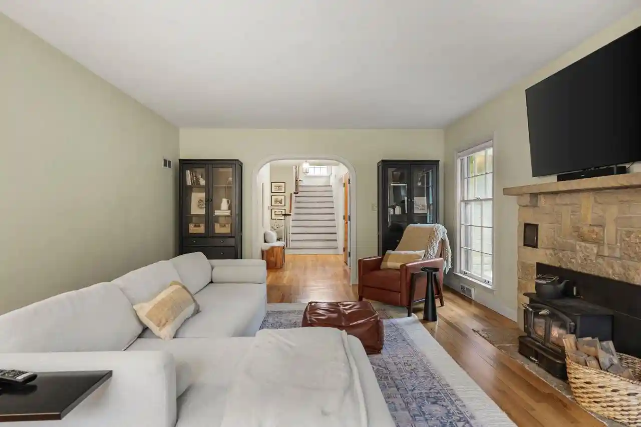 Photo 1 of Single family home for sale at 277 N Esterly Ave, Whitewater, WI 53190 | MLS# 2033847 | Listing updated on 2026-10-07