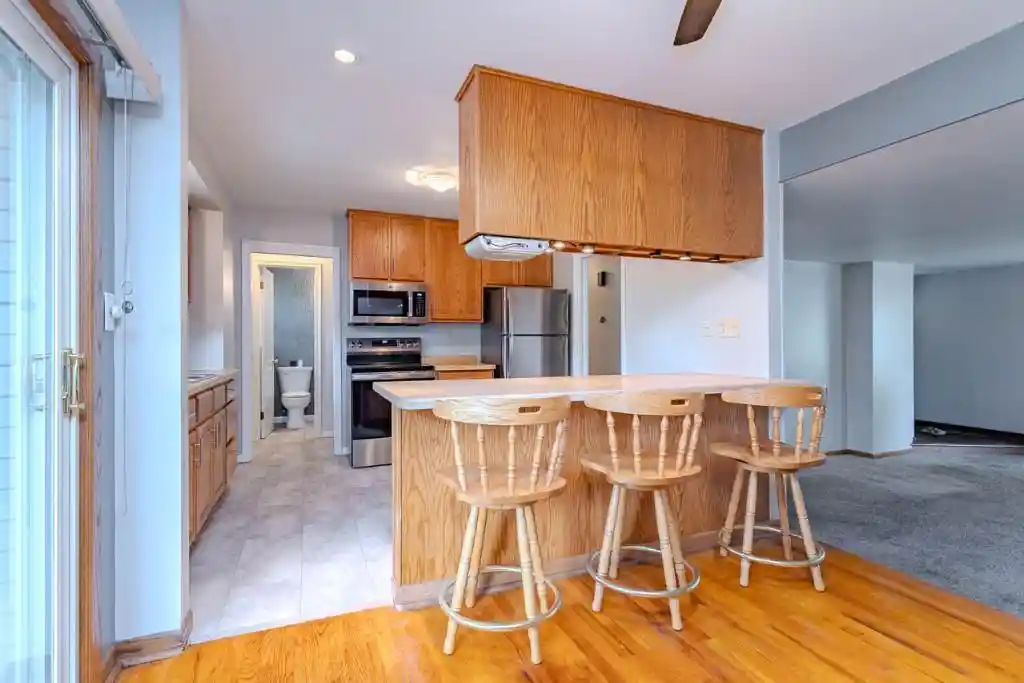 Photo 2 of Single family home for sale at 1516 Summit Dr, Wausau, WI 54401 | MLS# 22604880 | Listing updated on 2026-10-08