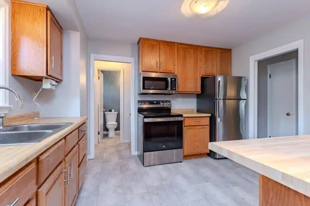 Photo 3 of Single family home for sale at 1516 Summit Dr, Wausau, WI 54401 | MLS# 22604880 | Listing updated on 2026-10-08