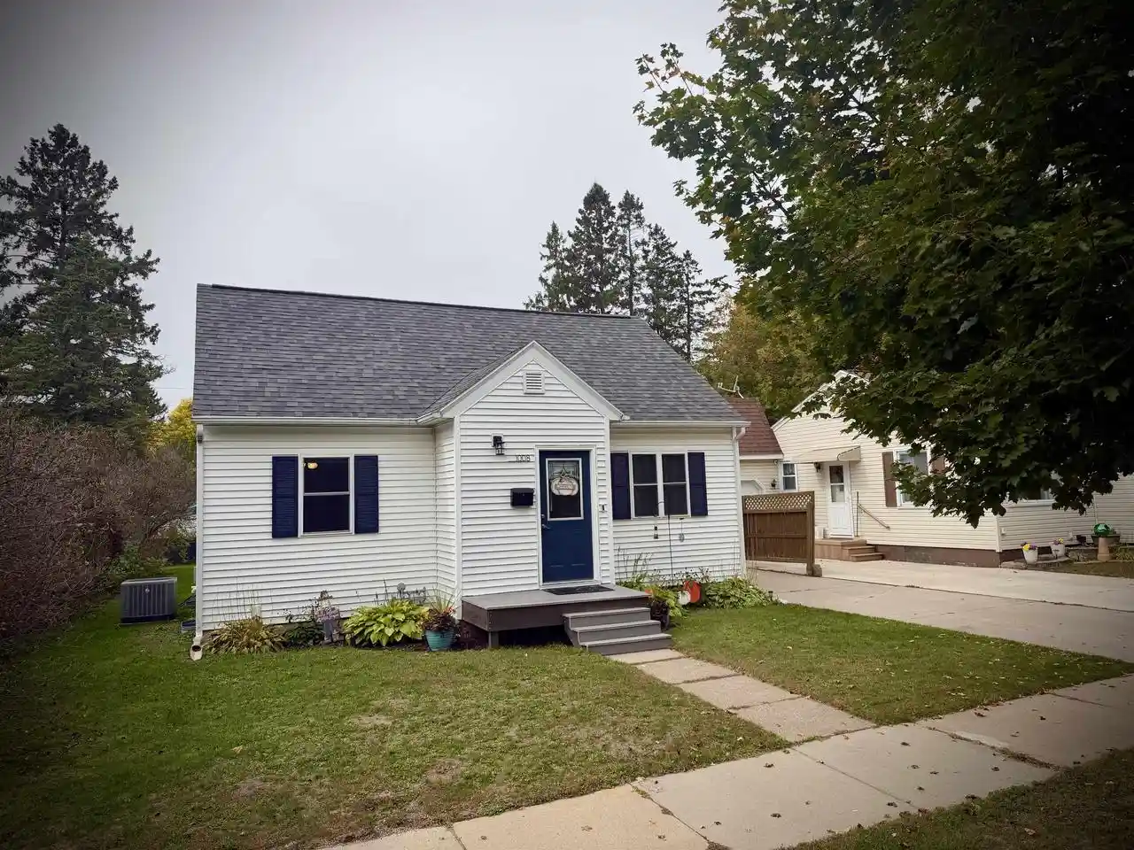 Photo 1 of Single family home for sale at 1008 N 5th Avenue, Wausau, WI 54401 | MLS# 22604882 | Listing updated on 2026-10-05