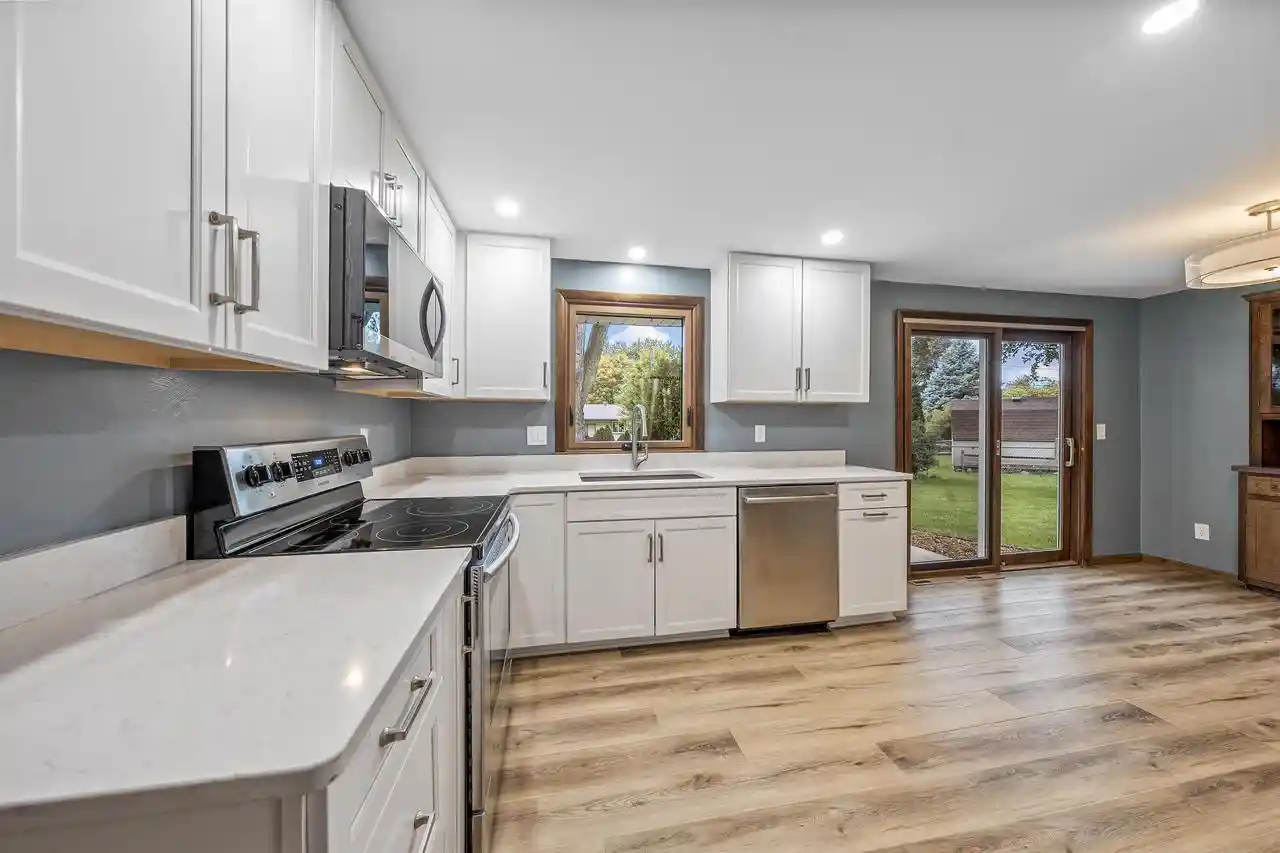 Photo 3 of Single family home for sale at 1509 Apache Ave, Green Bay, WI 54313 | MLS# 50333645 | Listing updated on 2026-10-05