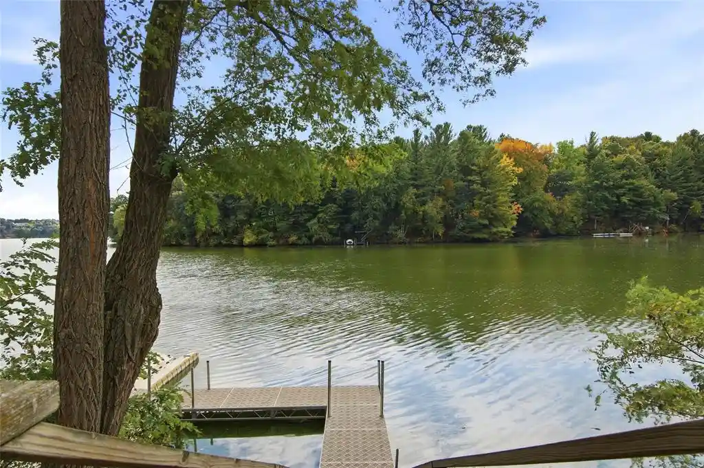 Photo 2 of Single family home for sale at 4305 N Shore Dr, Eau Claire, WI 54703 | MLS# 1605377 | Listing updated on 2026-10-03