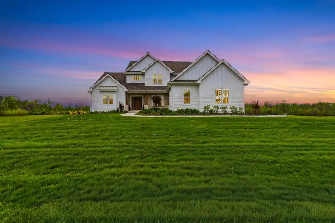 Photo 1 of Single family home for sale at 14141 N Lake Shore Dr, Mequon, WI 53097 | MLS# 1982959 | Listing updated on 2026-10-07