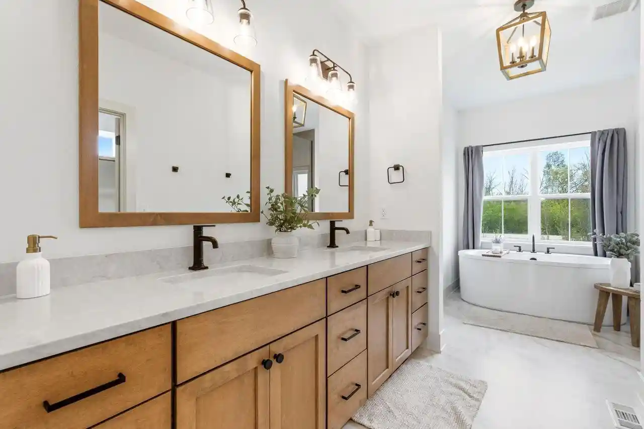 Photo 3 of Single family home for sale at 14141 N Lake Shore Dr, Mequon, WI 53097 | MLS# 1982959 | Listing updated on 2026-10-07