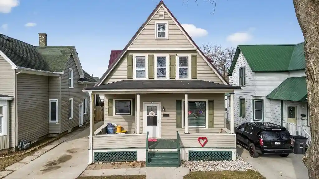 Photo 1 of Single family home for sale at 1518 N 9th Street, Sheboygan, WI 53081 | MLS# 1982960 | Listing updated on 2026-10-08