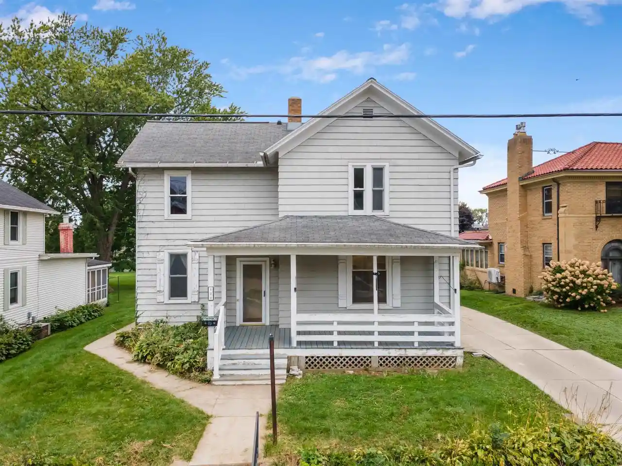Photo 1 of Single family home for sale at 122 Lacrosse St, Beaver Dam, WI 53916 | MLS# 2033852 | Listing updated on 2026-10-07