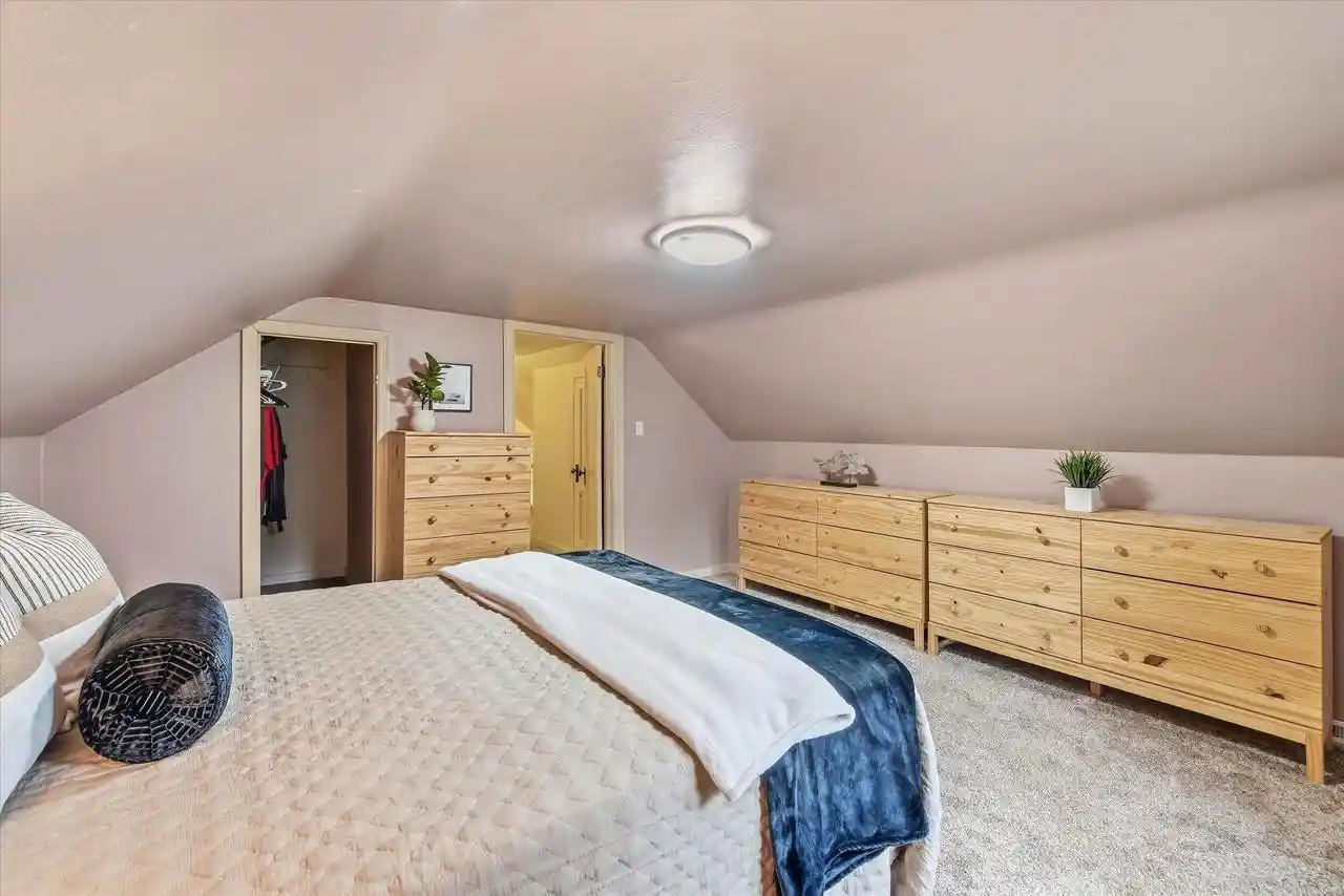 Photo 3 of Single family home for sale at 12418 W Meadow Ln, New Berlin, WI 53151 | MLS# 1982968 | Listing updated on 2026-10-10
