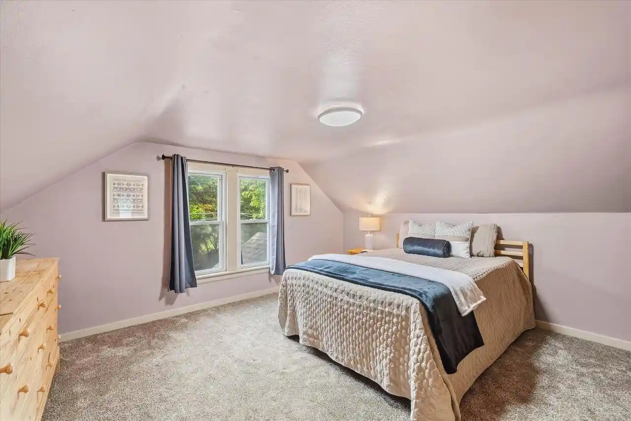 Photo 4 of Single family home for sale at 12418 W Meadow Ln, New Berlin, WI 53151 | MLS# 1982968 | Listing updated on 2026-10-10