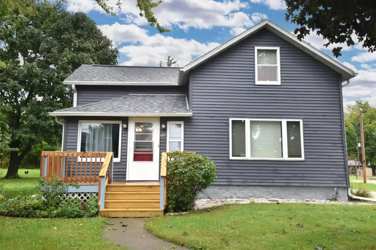 Photo 1 of Single family home for sale at 622 Main St, Brownsville, WI 53006 | MLS# 1982975 | Listing updated on 2026-10-07