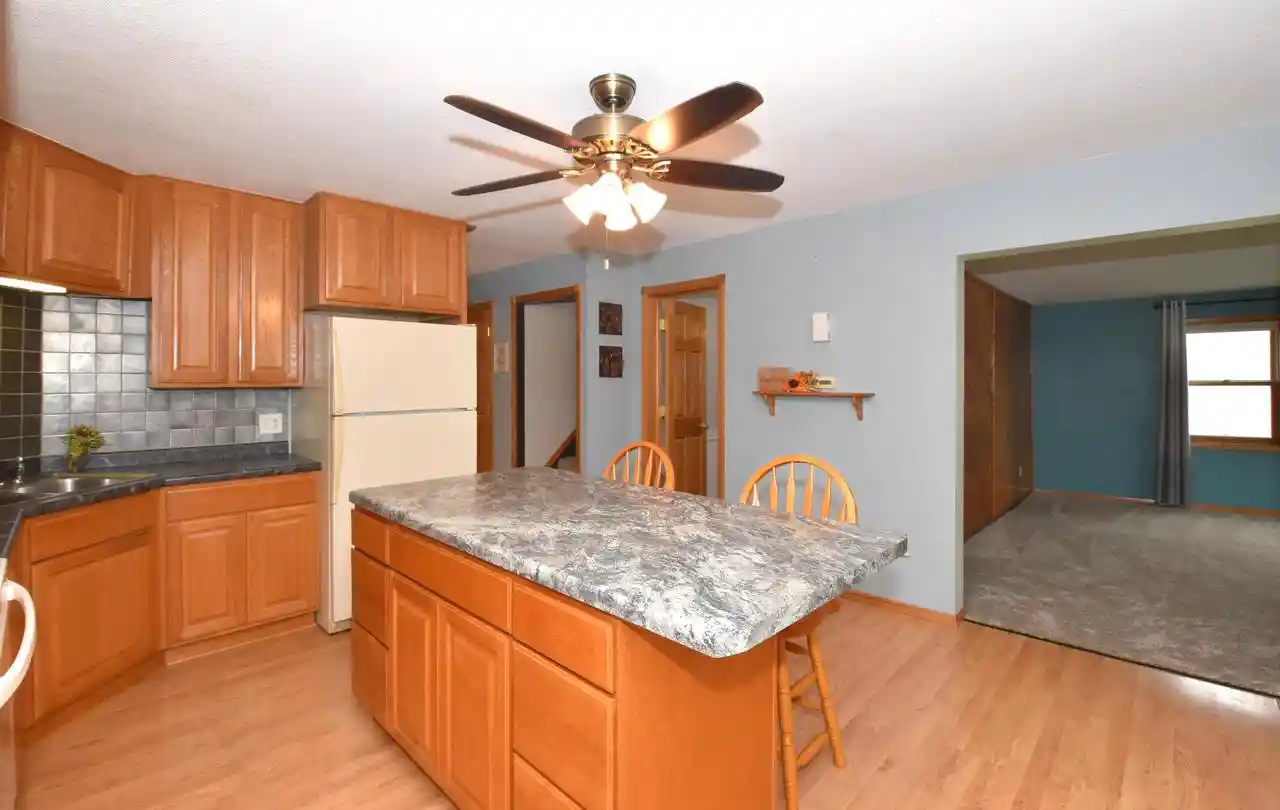 Photo 4 of Single family home for sale at 622 Main St, Brownsville, WI 53006 | MLS# 1982975 | Listing updated on 2026-10-07