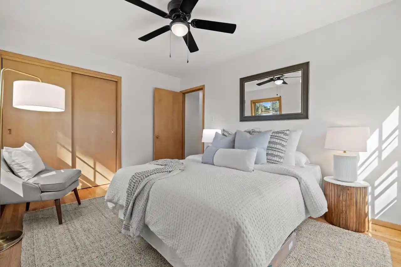 Photo 4 of Single family home for sale at 3223 W Birchwood Ave, Milwaukee, WI 53221 | MLS# 1982973 | Listing updated on 2026-10-06
