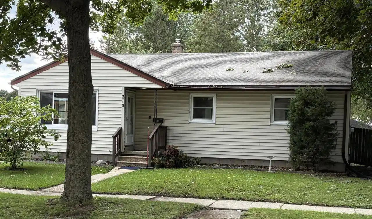 Photo 1 of Single family home for sale at 210 N Monroe St, Watertown, WI 53094 | MLS# 1982976 | Listing updated on 2026-10-02