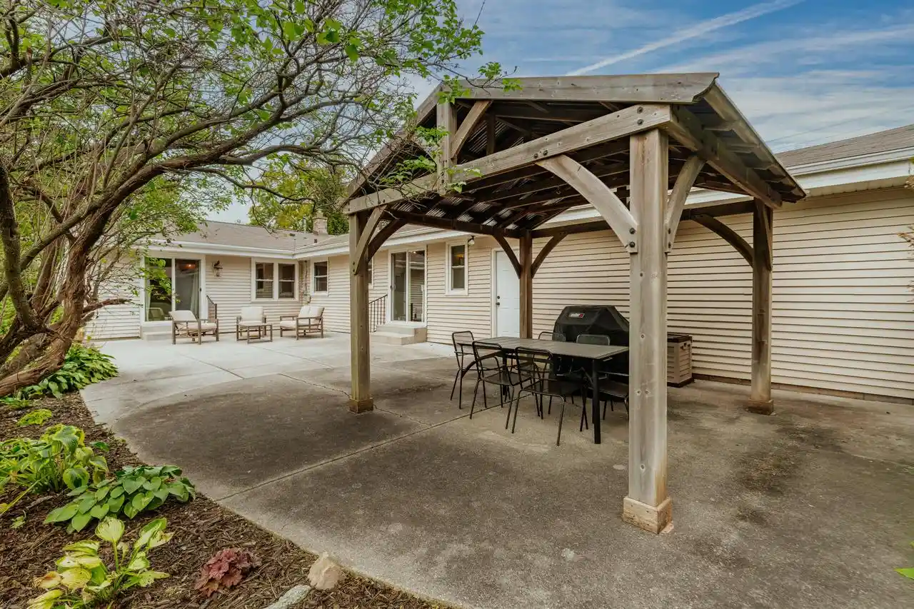 Photo 3 of Single family home for sale at 3035 Pilgrim Rd, Brookfield, WI 53005 | MLS# 1982983 | Listing updated on 2026-10-03