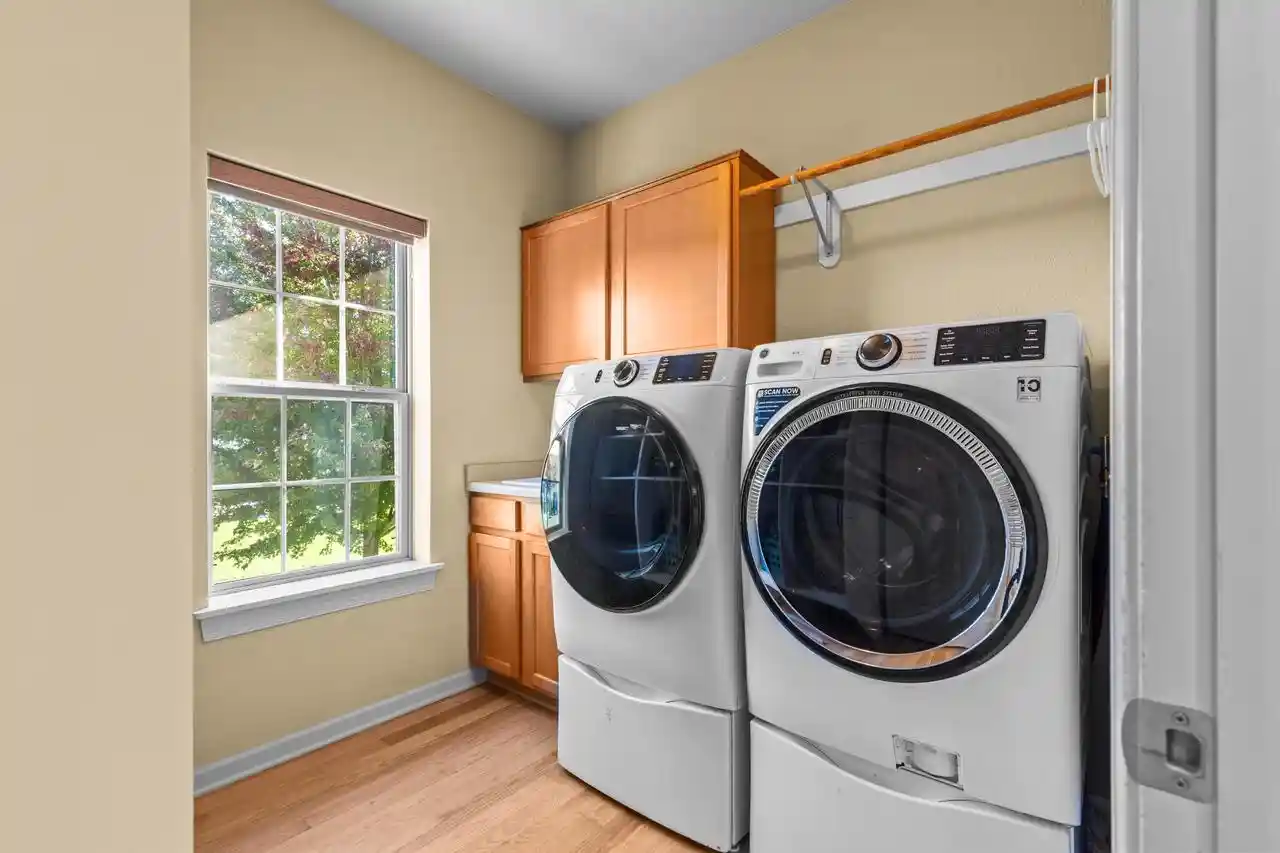 Photo 3 of Single family home for sale at 2811 Makou Trl, Waukesha, WI 53189 | MLS# 1982984 | Listing updated on 2026-10-29