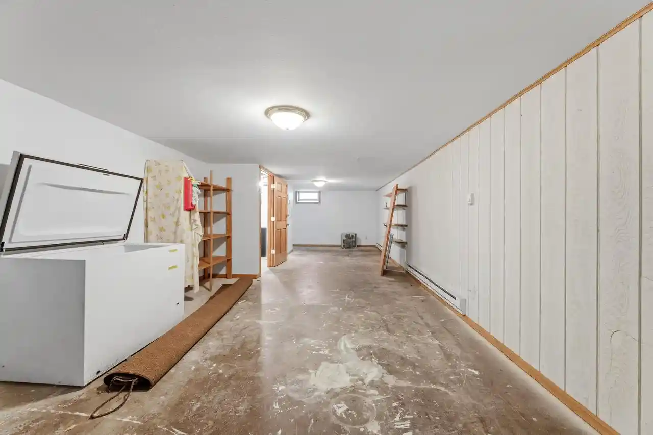 Photo 2 of Single family home for sale at 823 East St S St, Caledonia, MN 55921 | MLS# 1982994 | Listing updated on 2026-10-01
