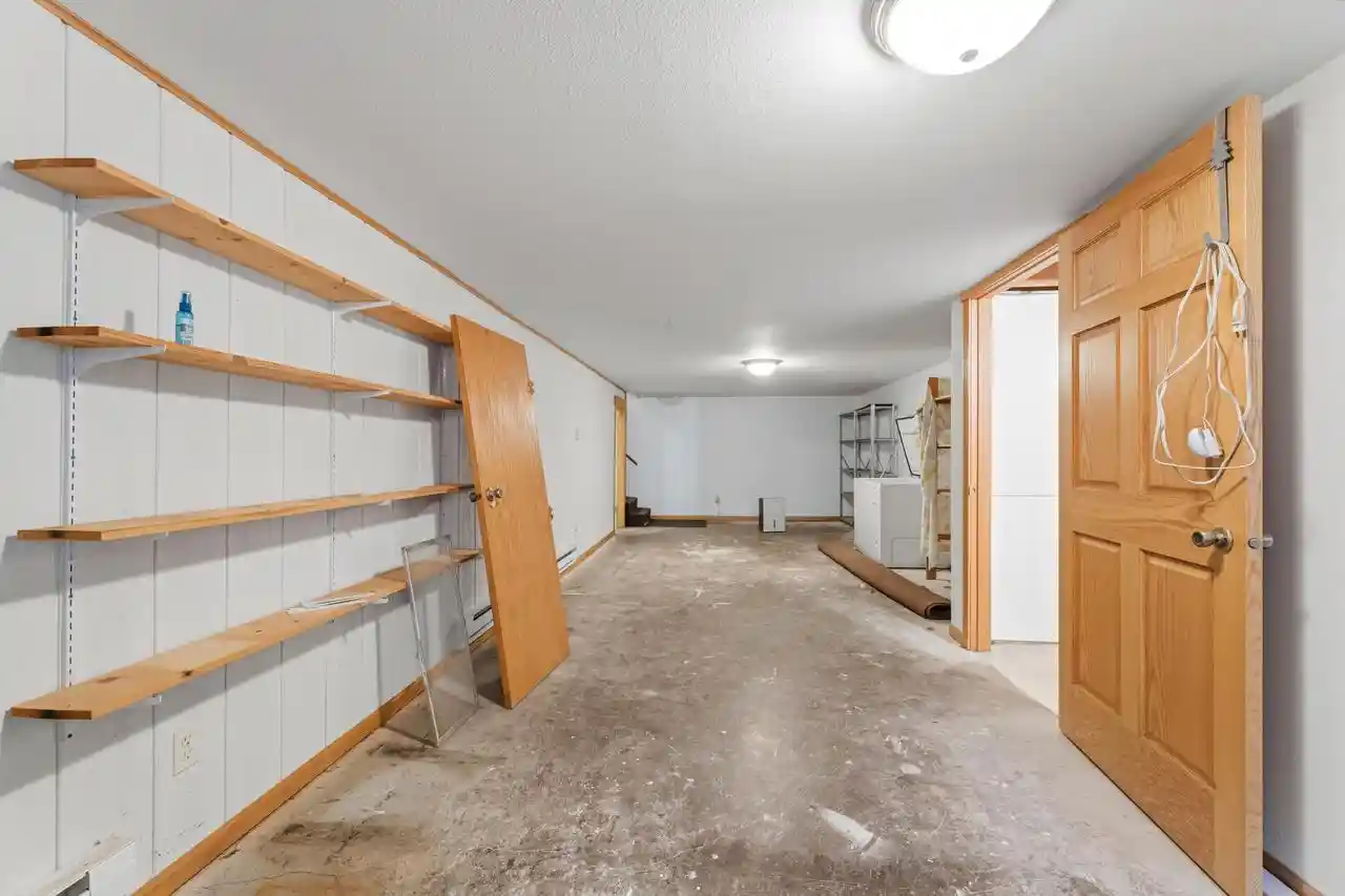 Photo 3 of Single family home for sale at 823 East St S St, Caledonia, MN 55921 | MLS# 1982994 | Listing updated on 2026-10-01