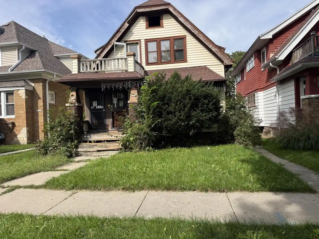 Photo 1 of Single family home for sale at 2418 W Hope Ave, Milwaukee, WI 53209 | MLS# 1983007 | Listing updated on 2026-10-21
