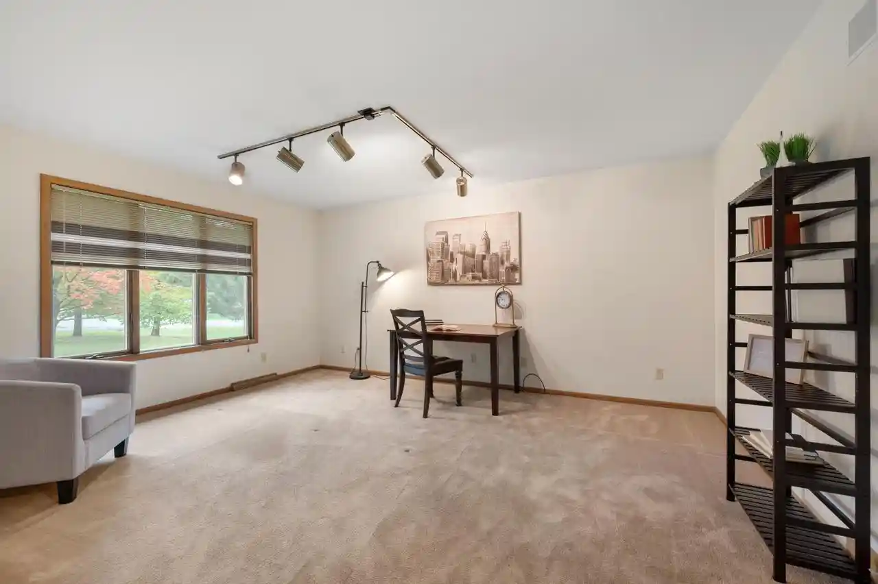 Photo 3 of Condo for sale at 10104 N Gettysburg Ct, Mequon, WI 53092 | MLS# 1983020 | Listing updated on 2026-10-09