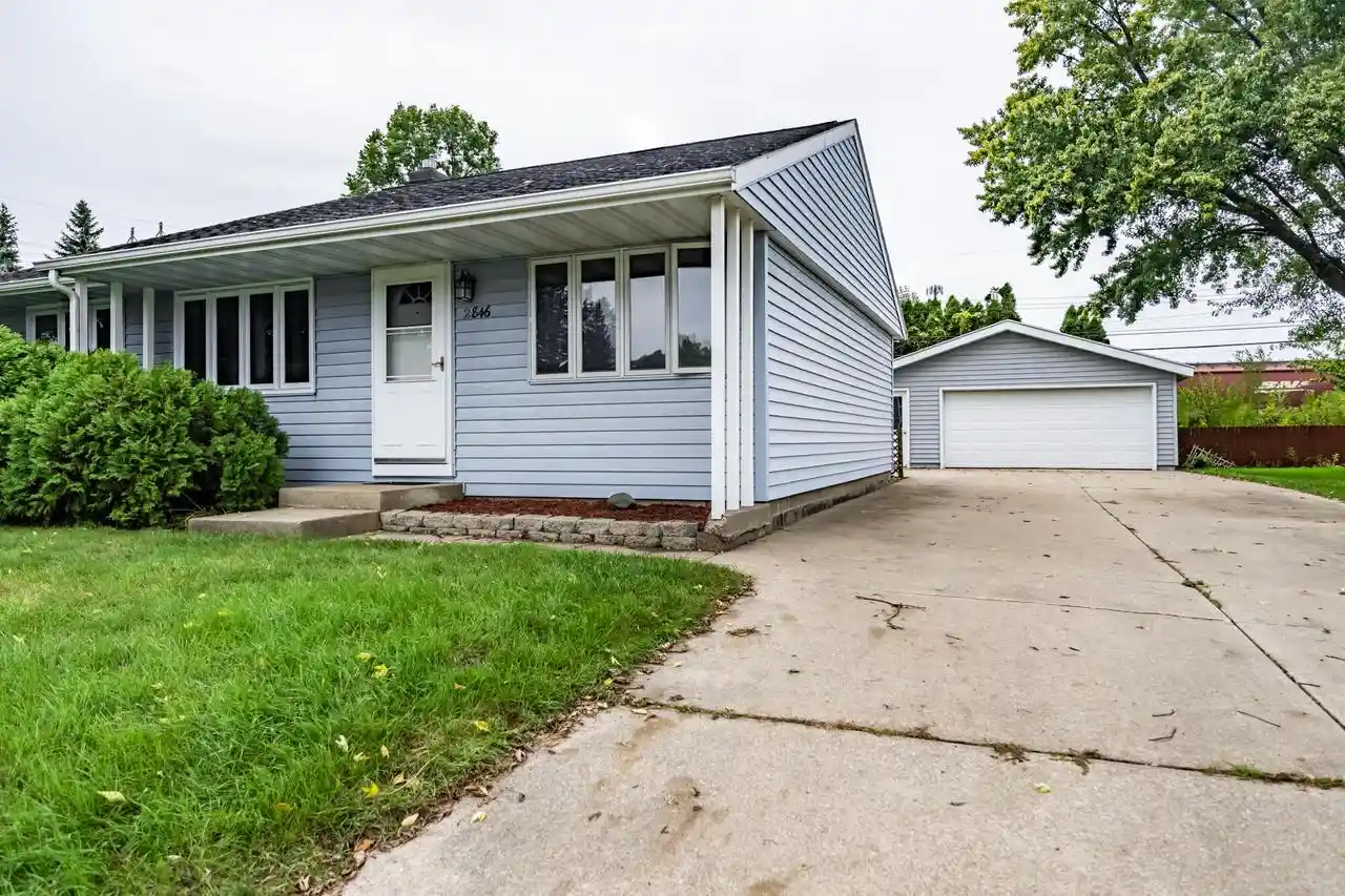 Photo 1 of Single family home for sale at 2846 29th Court S, La Crosse, WI 54601 | MLS# 1983029 | Listing updated on 2026-10-05