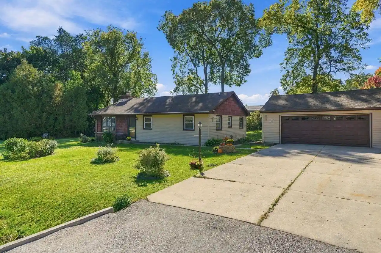 Single family home for sale at S70w19161 Wentland Dr, Muskego, WI 53150 | MLS# 1983040