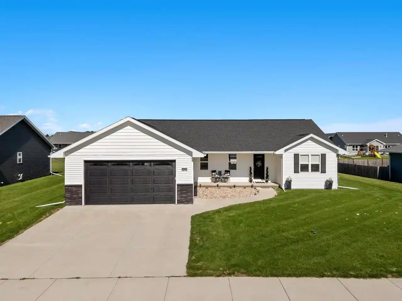 Photo 1 of Single family home for sale at 3424 E Rubyred Dr, Appleton, WI 54913 | MLS# 50333569 | Listing updated on 2026-10-22