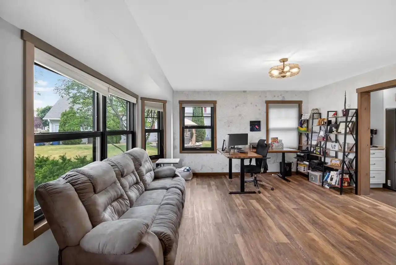 Photo 3 of Single family home for sale at 215 Quail Cir, West Bend, WI 53090 | MLS# 1983048 | Listing updated on 2026-10-09