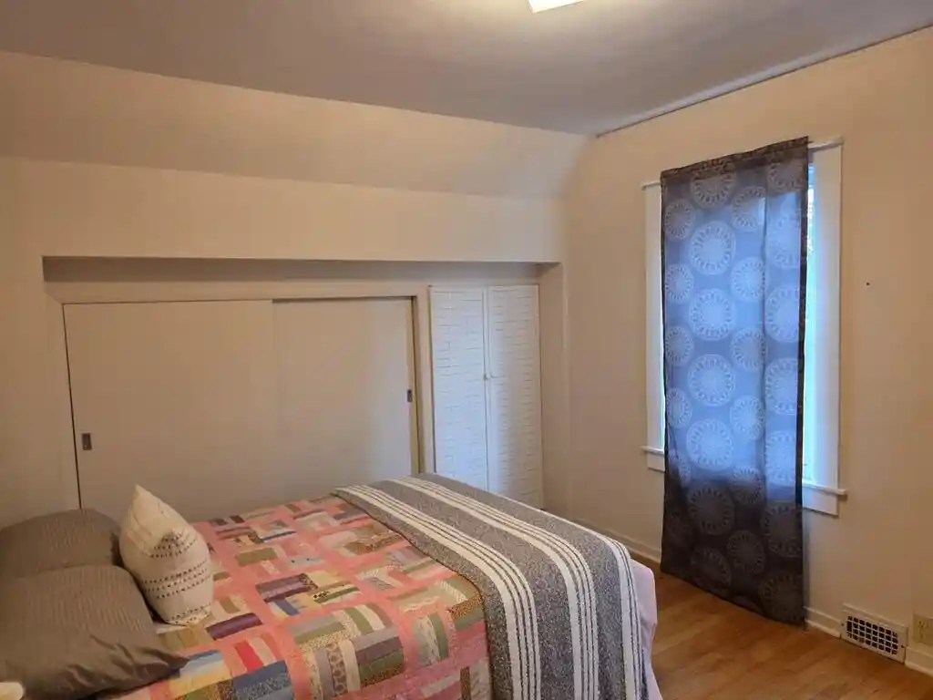 Photo 4 of Single family home for sale at 910 Dillingham Ave, Sheboygan, WI 53081 | MLS# 1983055 | Listing updated on 2026-10-05