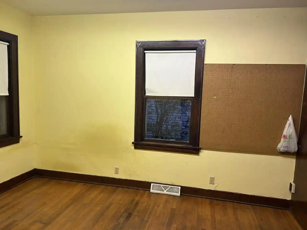 Photo 4 of Sale Pending at 731 10th Street N St, La Crosse, WI 54601 | MLS# 1983054 | Listing updated on 2026-10-03