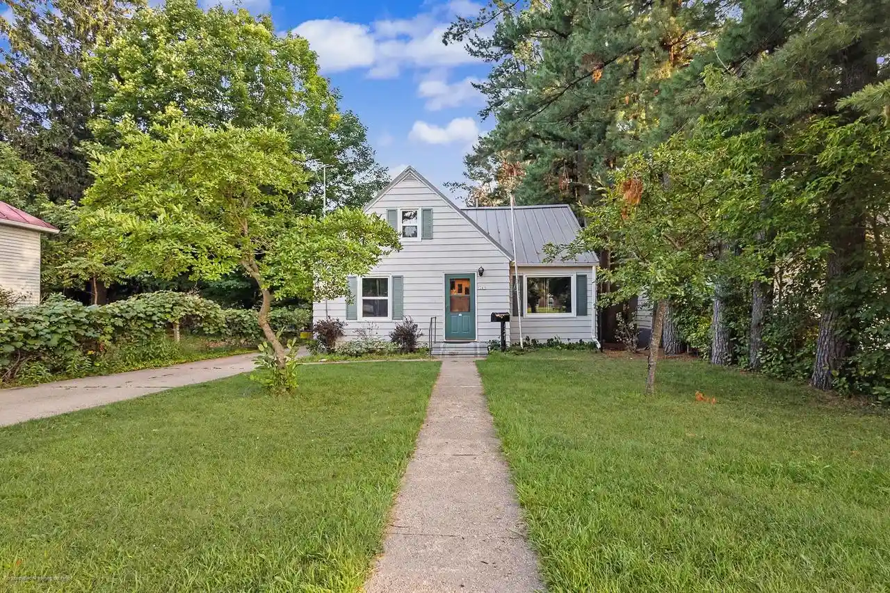 Photo 1 of Single family home for sale at 1241 Maria Dr, Stevens Point, WI 54481 | MLS# 22604900 | Listing updated on 2026-10-02