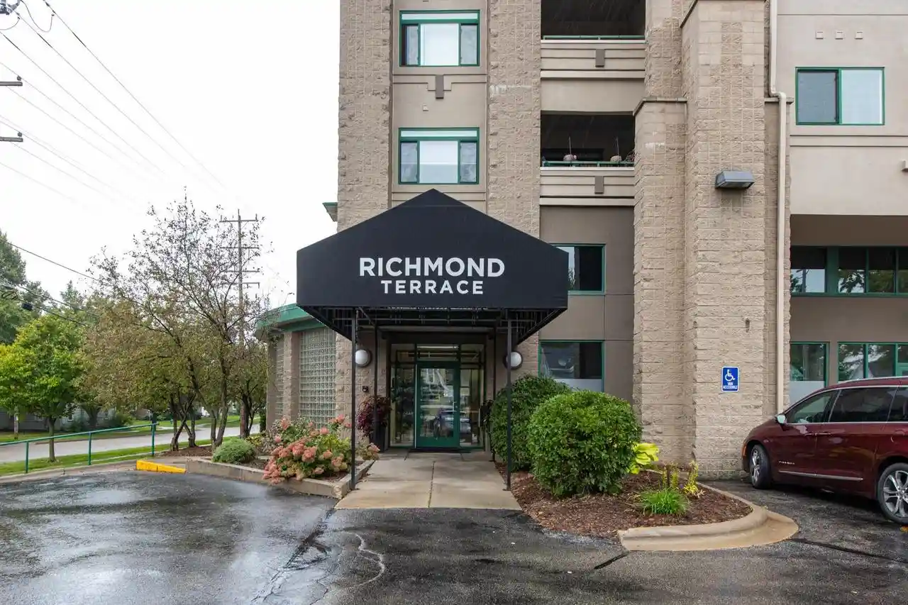 Photo 1 of Condo for sale at 400 N Richmond St #301, Appleton, WI 54911 | MLS# 50333649 | Listing updated on 2026-10-05
