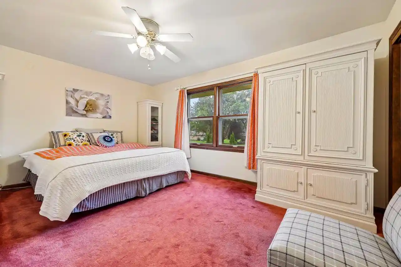 Photo 4 of Single family home for sale at 21875 Clearfield Rd, Brookfield, WI 53045 | MLS# 1983069 | Listing updated on 2026-10-07